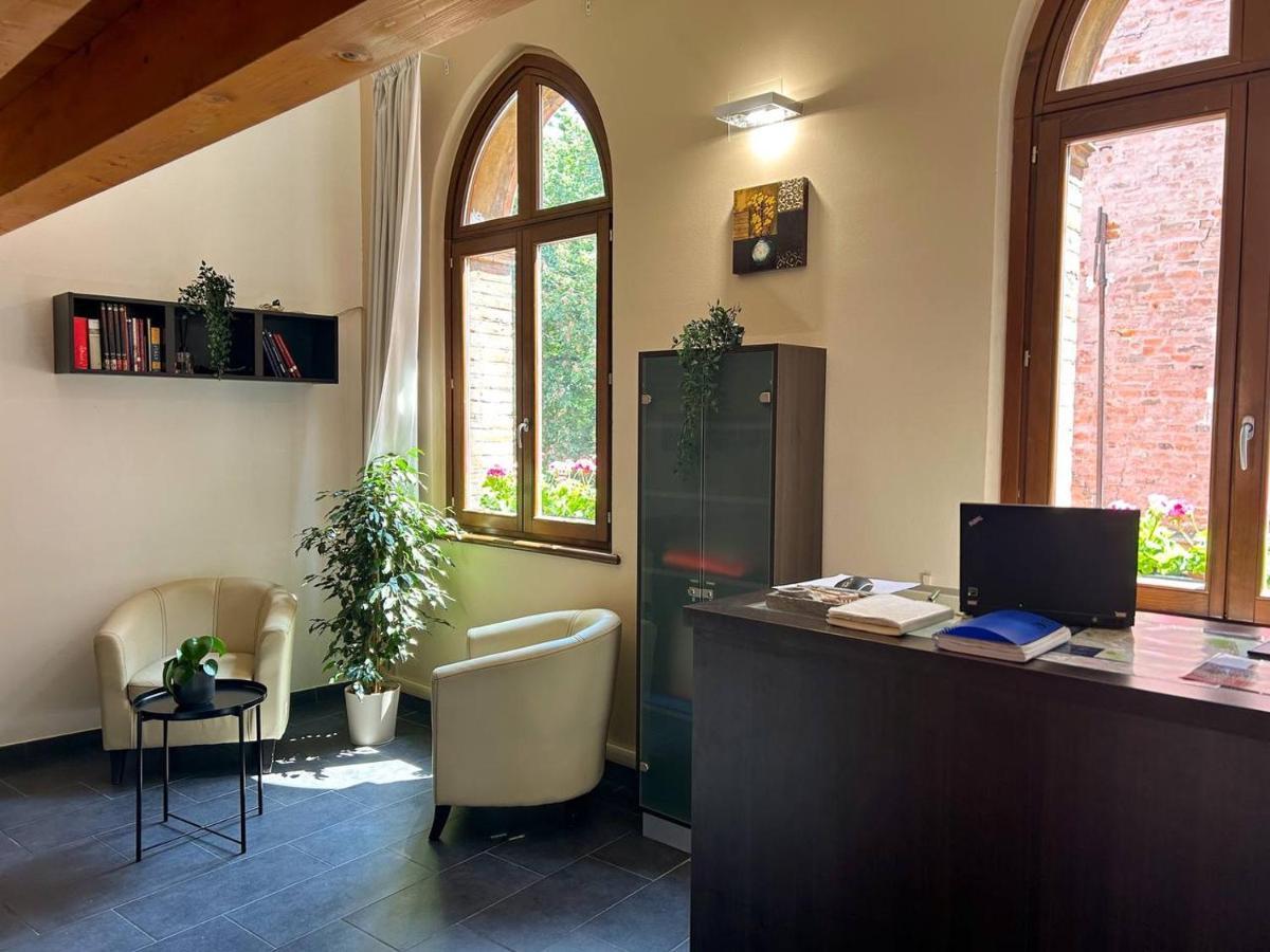 Hotel Al Castello Ferrara Exterior foto