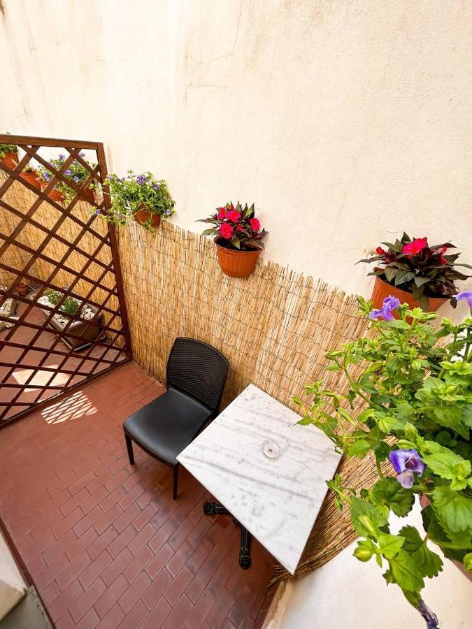Hotel Al Castello Ferrara Exterior foto